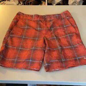 EUC Mens Columbia water shorts